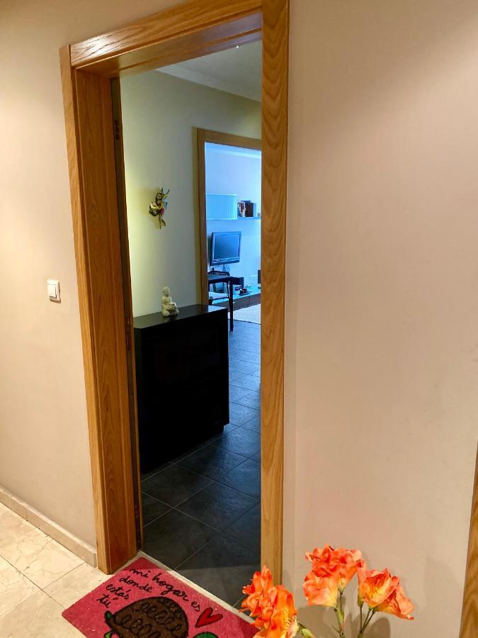 Giralda 2 Apartment Ponteareas Luaran gambar