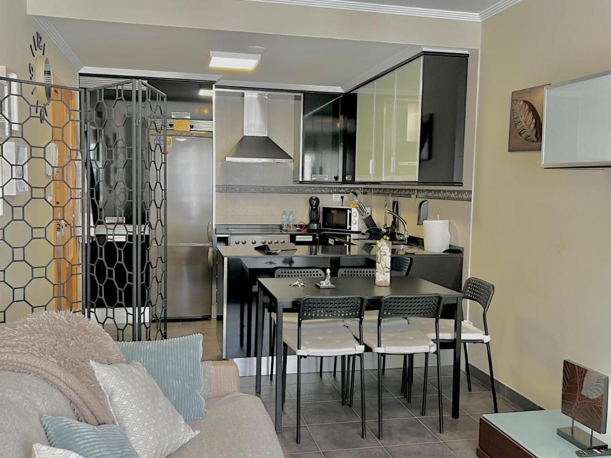 Giralda 2 Apartment Ponteareas Luaran gambar