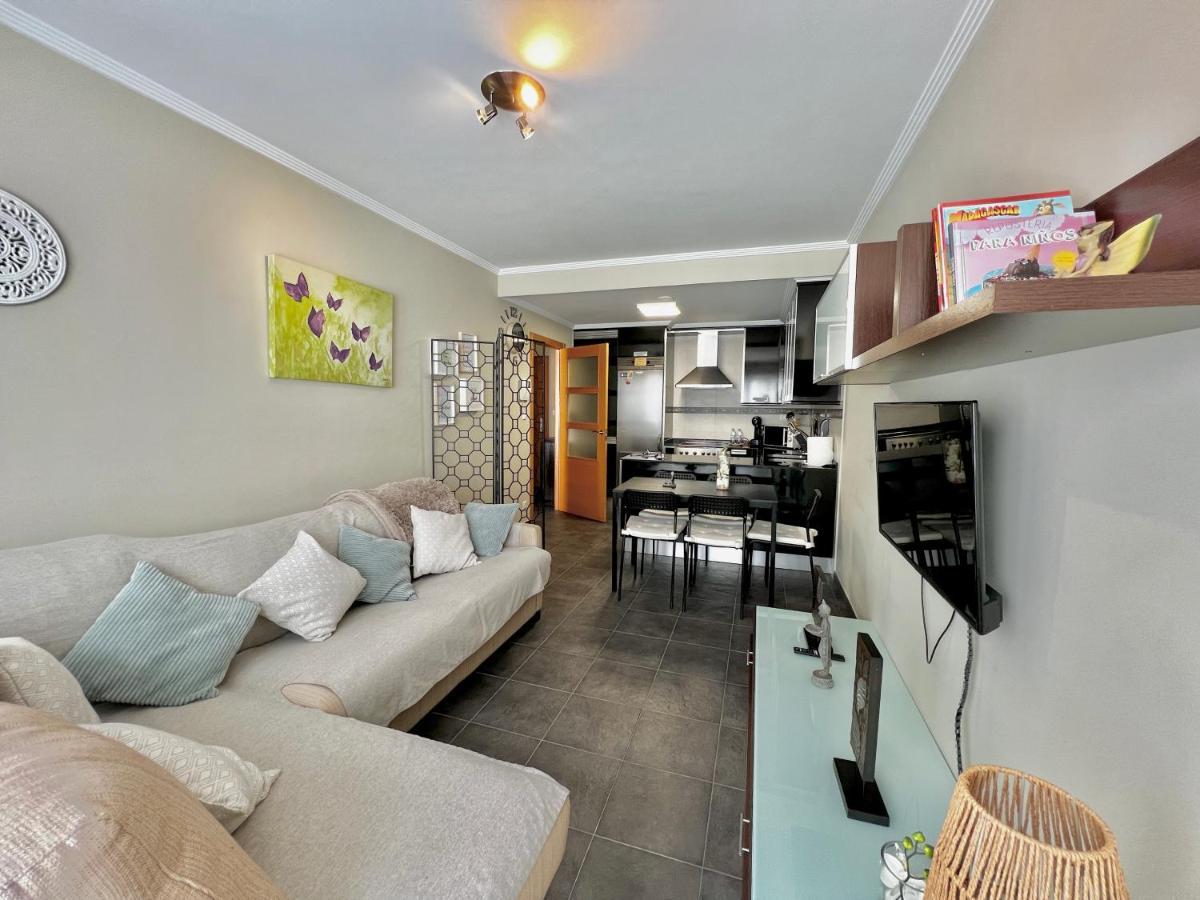 Giralda 2 Apartment Ponteareas Luaran gambar