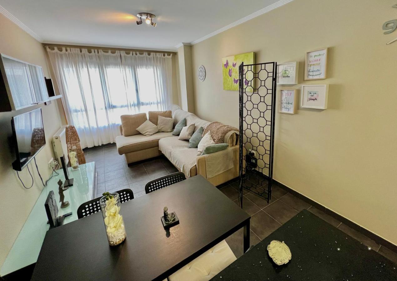 Giralda 2 Apartment Ponteareas Luaran gambar